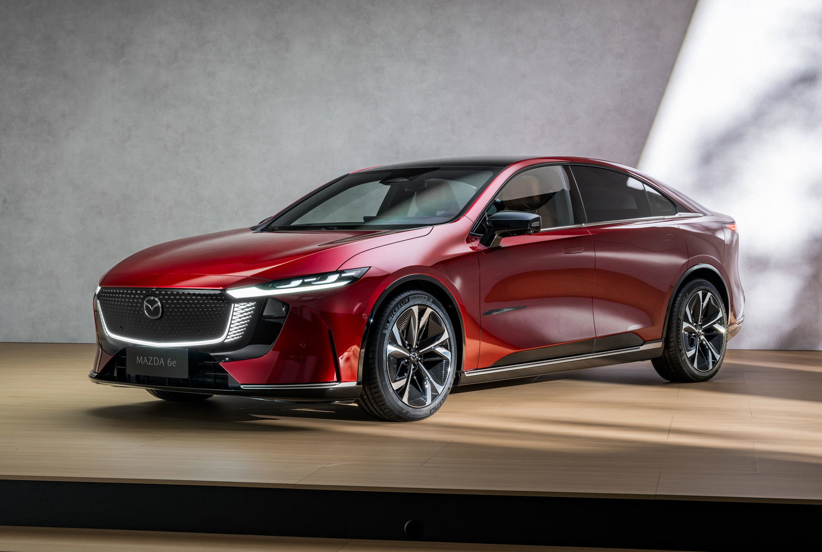 Mazda 6e - front