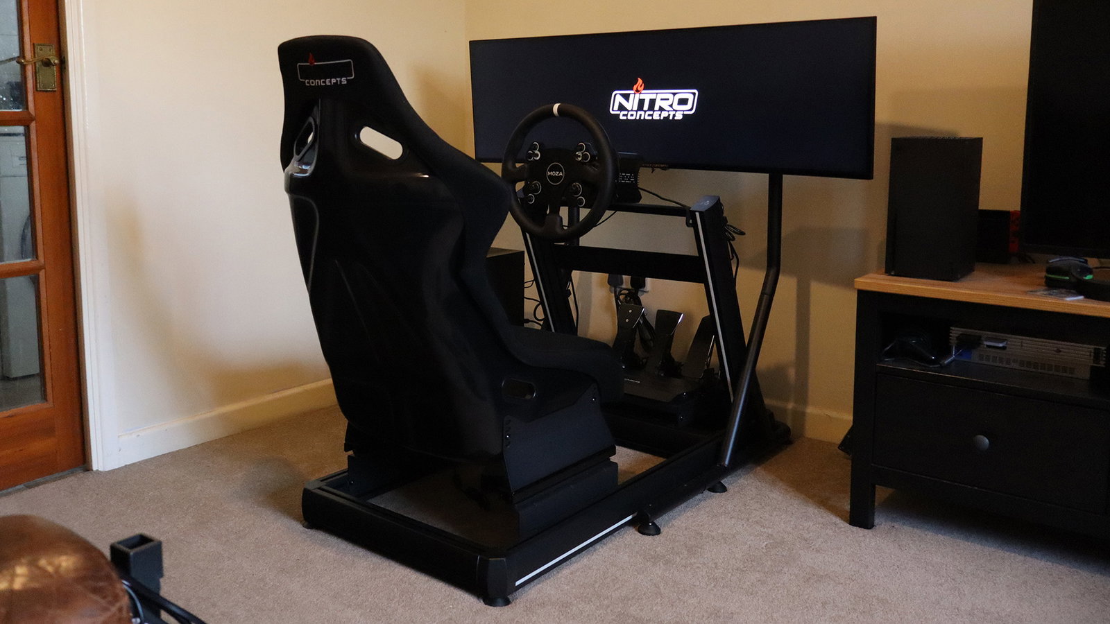 Nitro Concepts E-Racer