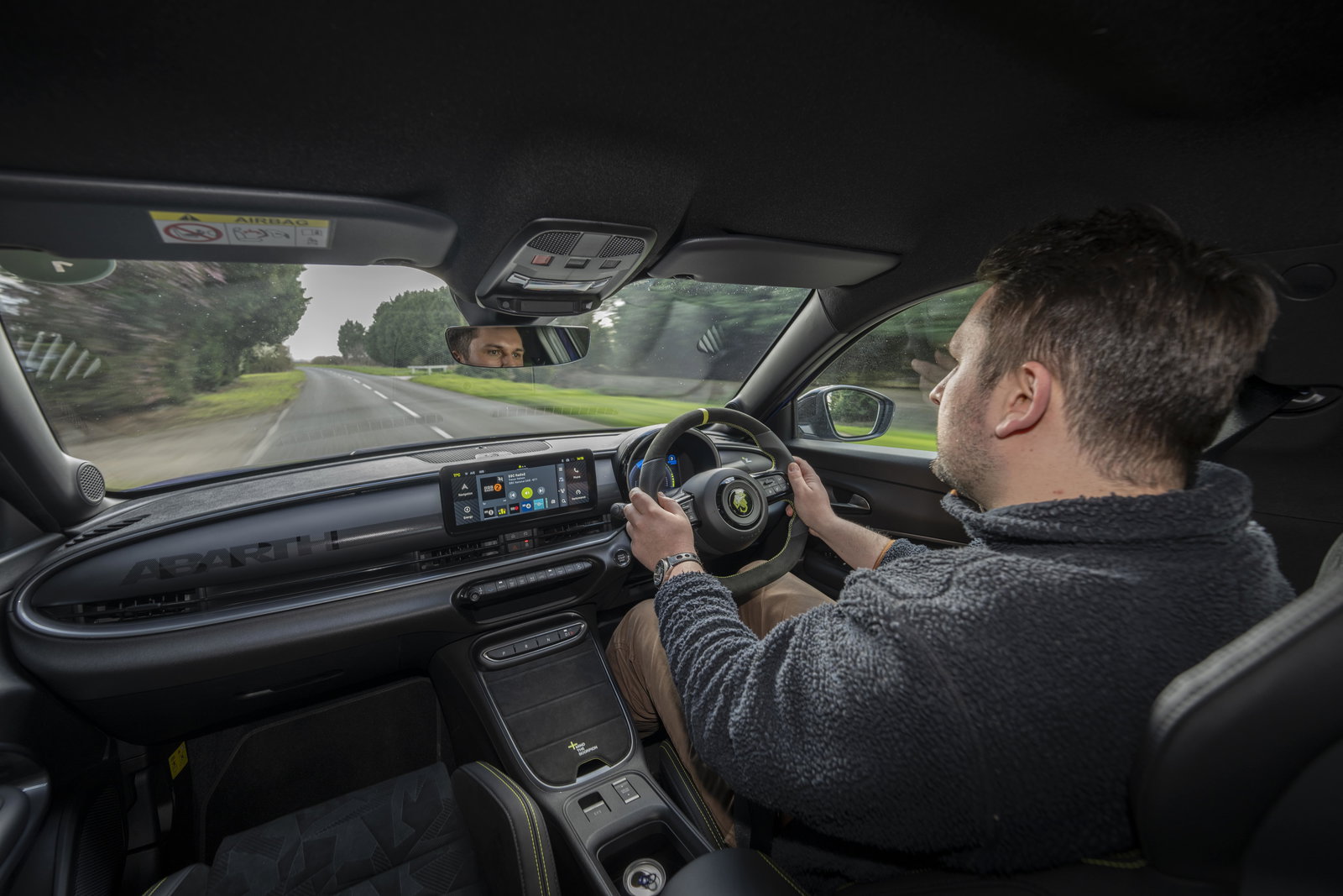 Abarth 600e - driving