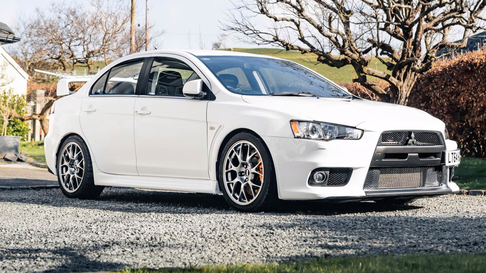 Mitsubishi Lancer Evolution X FQ-440 MR, front