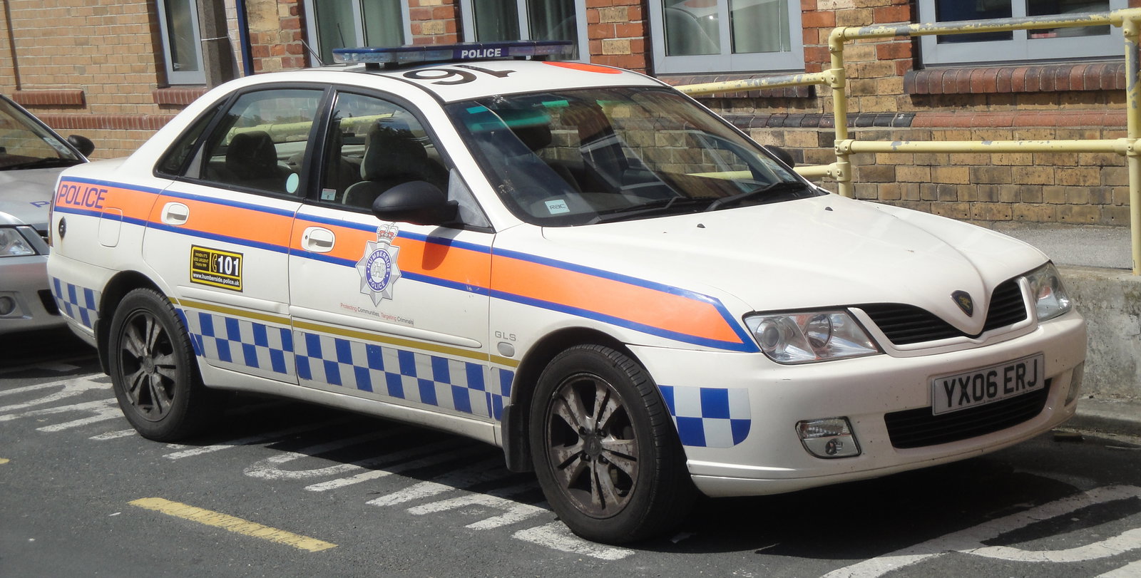 Humberside Police Proton Impian
