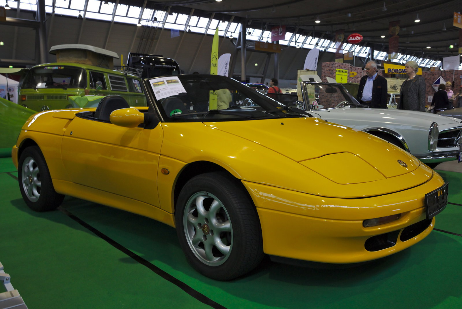 Kia Elan