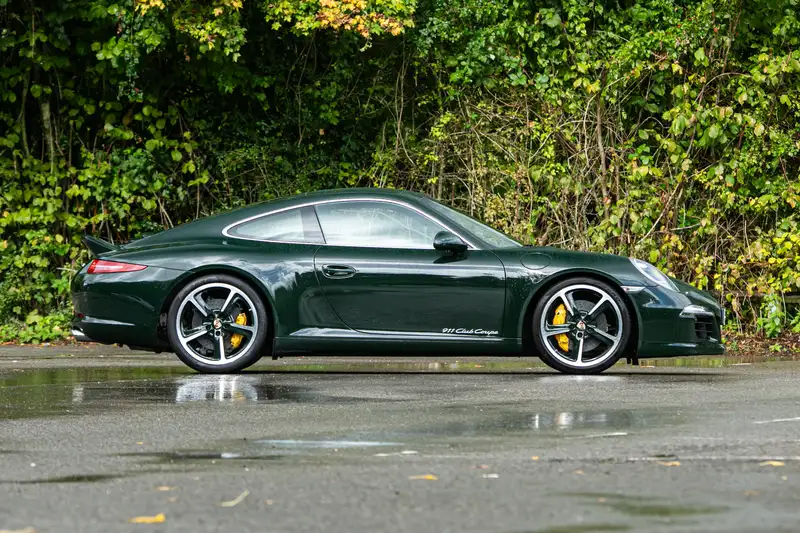 Porsche 911 Club Coupe - side