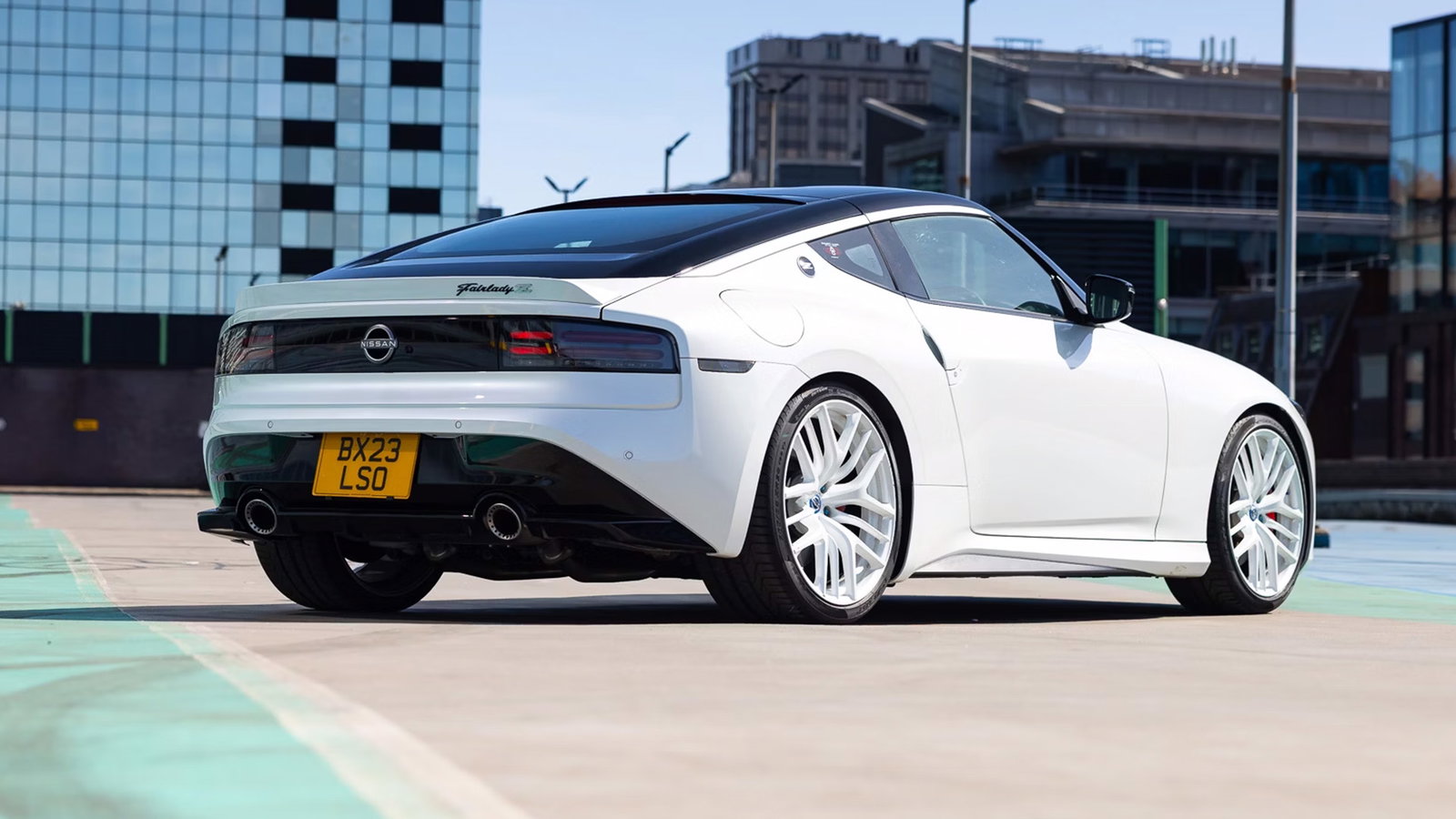 RZ34 Nissan Fairlady Z, rear