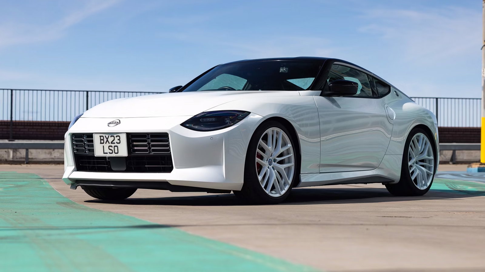 RZ34 Nissan Fairlady Z, front