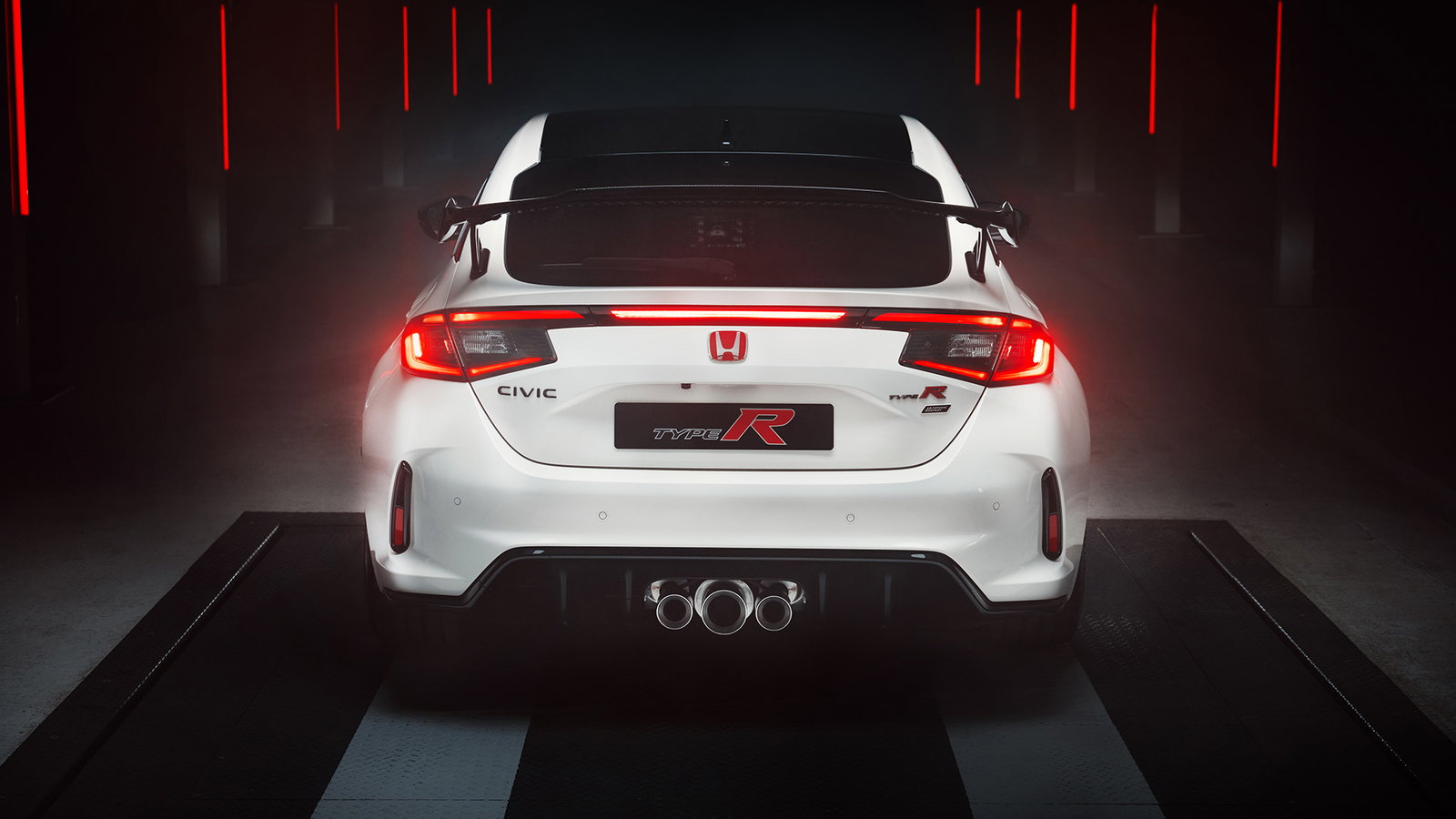 FL5 Honda Civic Type R Ultimate Edition, rear