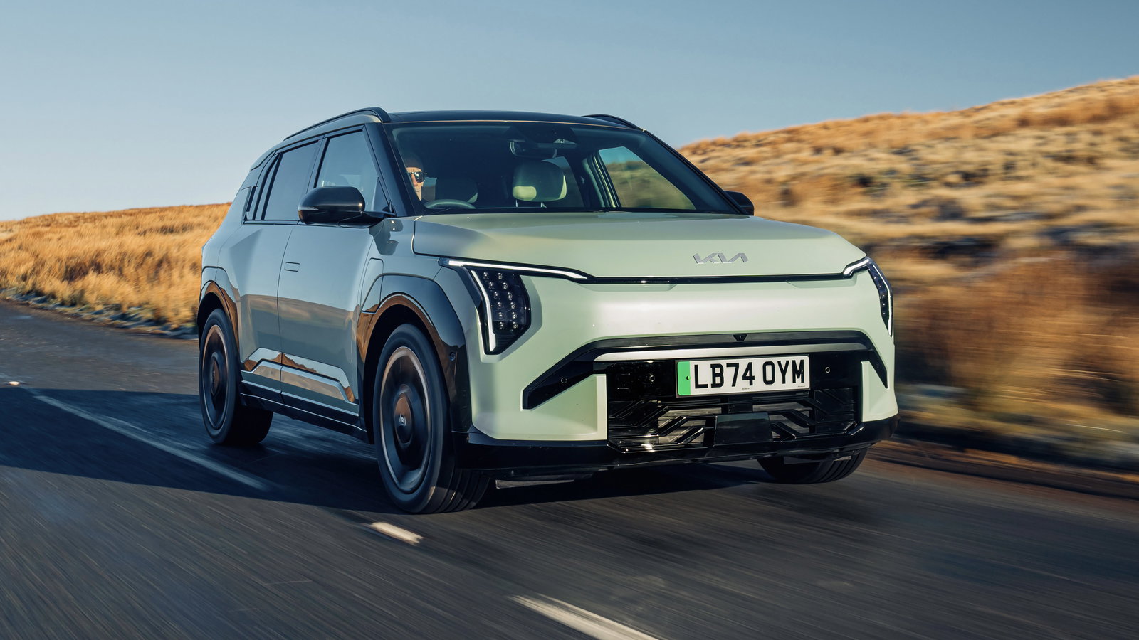 Kia EV3 - front, driving