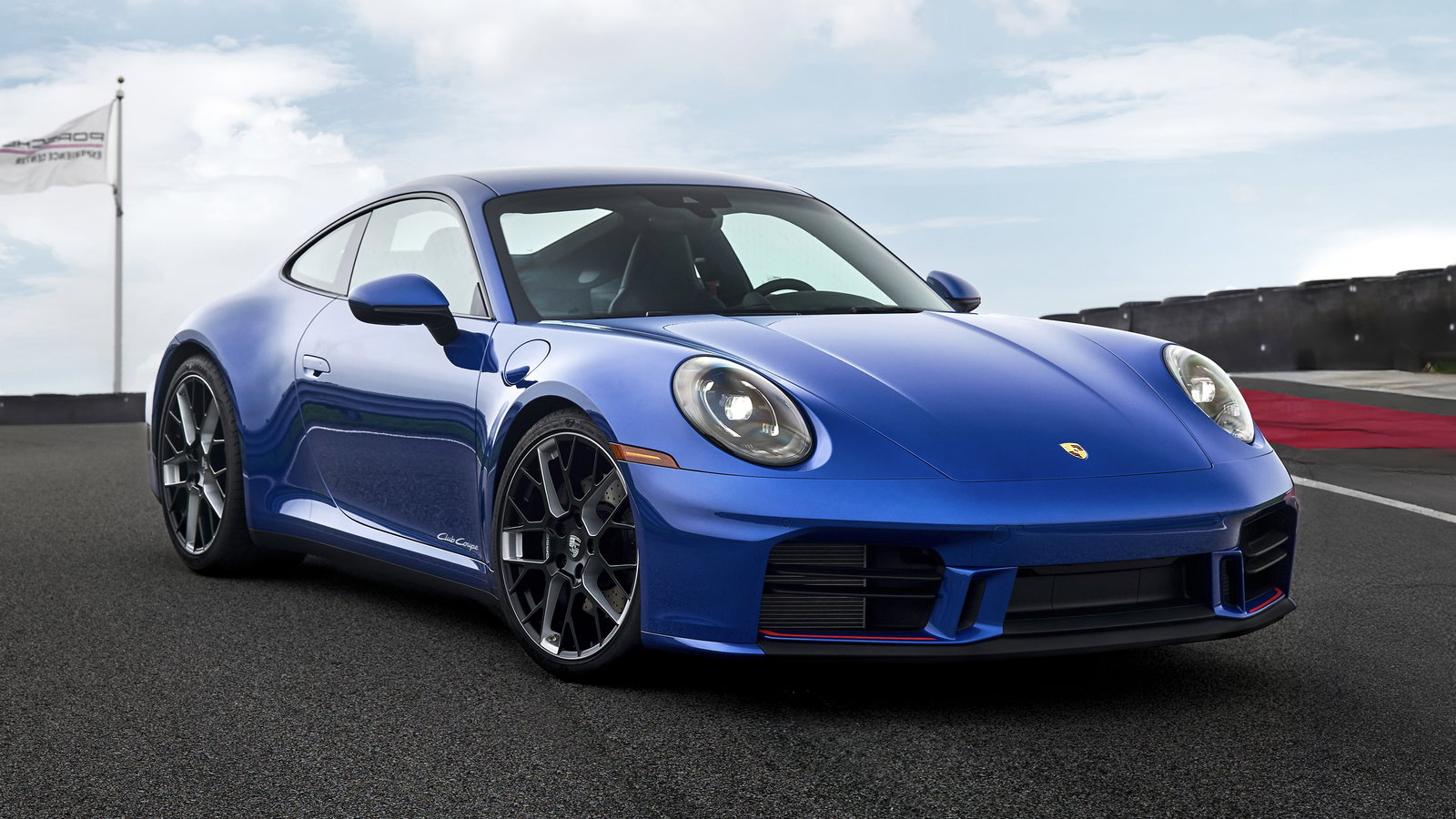 Porsche 911 Club Coupe - front