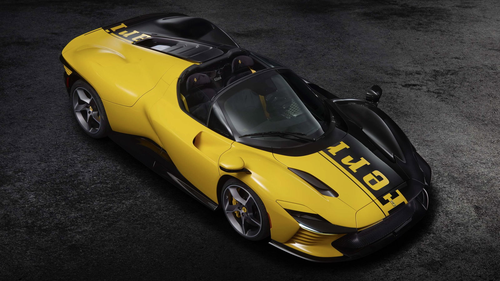 Ferrari Daytona SP3 - front