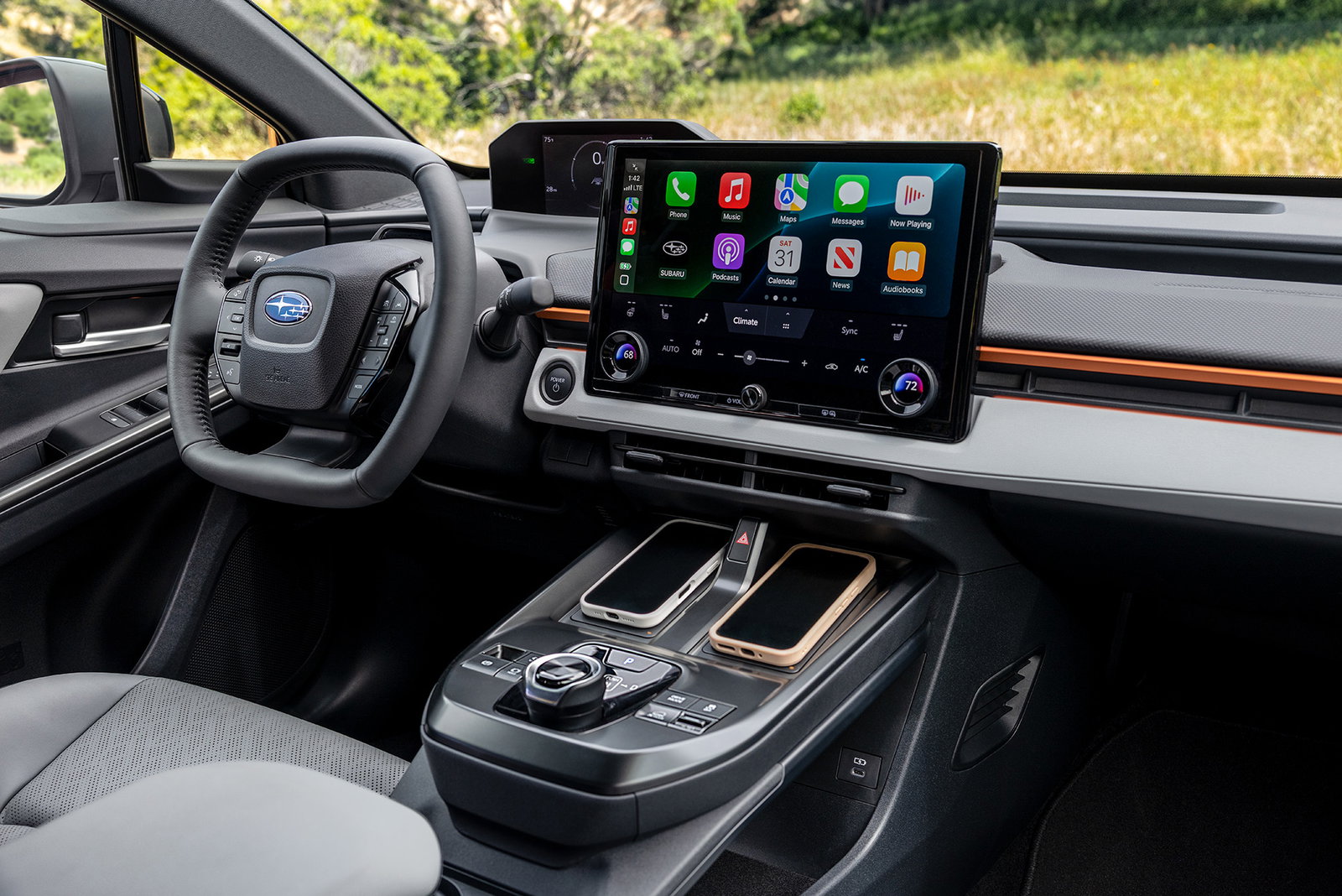 Subaru Uncharted - interior