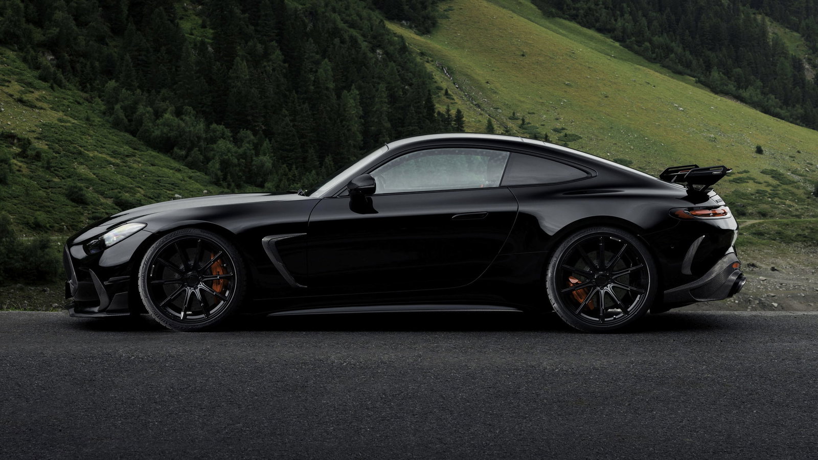 Brabus 1000 - side