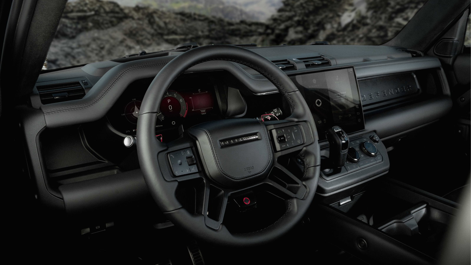 Defender OCTA Black - interior