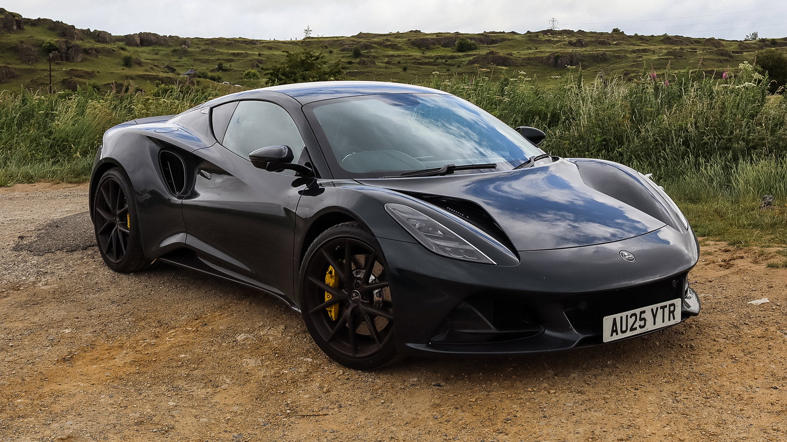 Lotus Emira Turbo SE - front, static