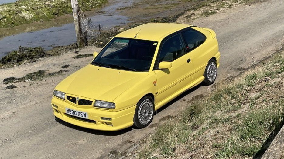 Lancia Delta HF - front