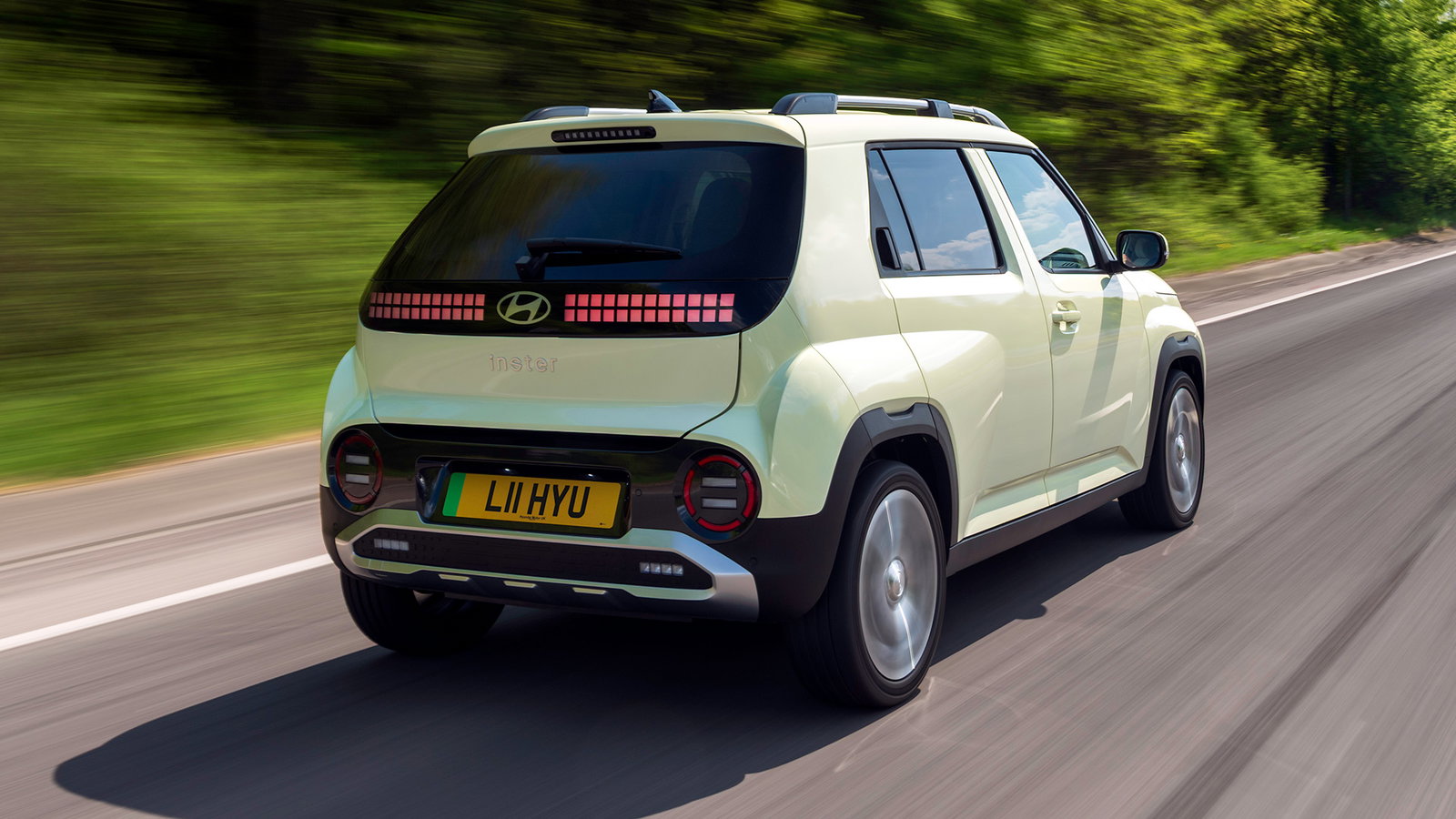 Hyundai Inster, rear