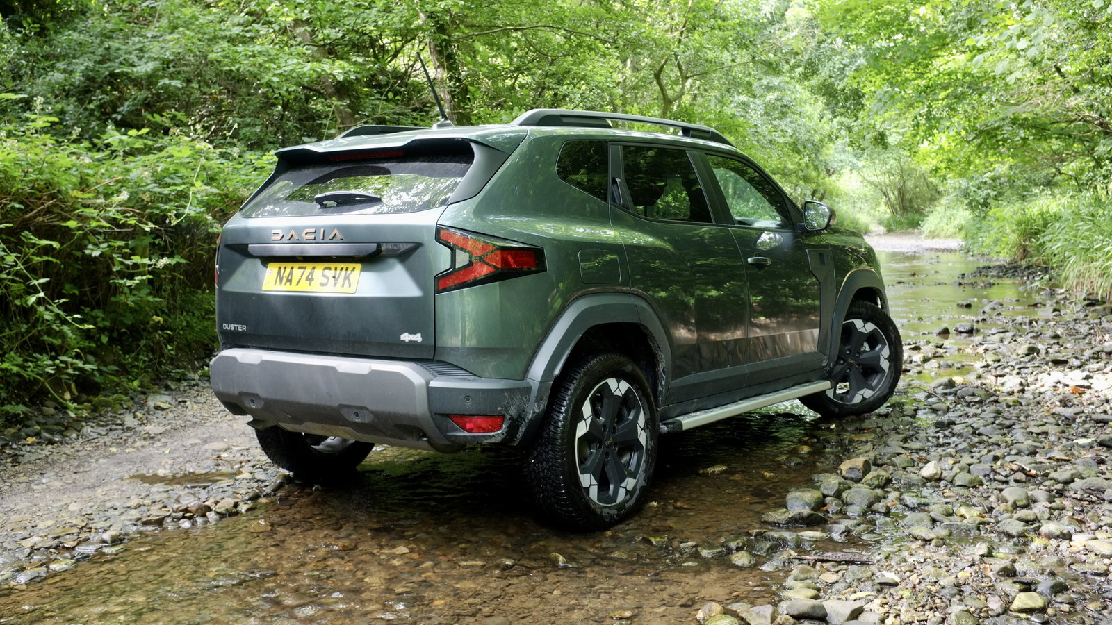 Dacia Duster 4x4 - rear