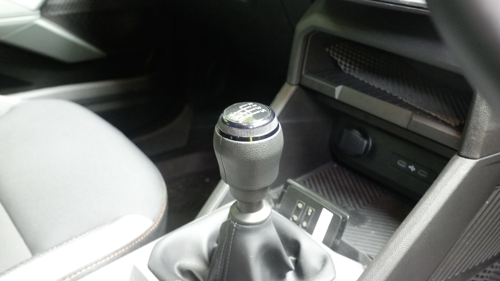 Dacia Duster 4x4 - interior detail