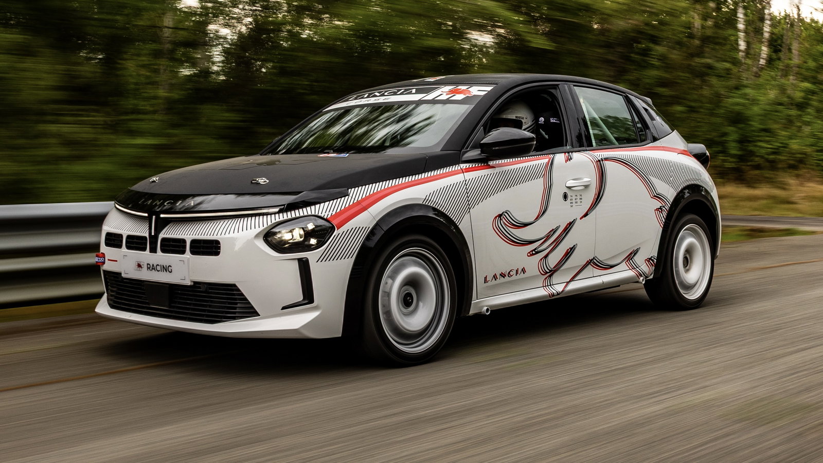 Lancia Ypsilon HF Racing - front