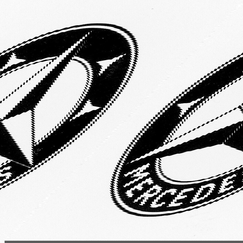 An early Mercedes logo