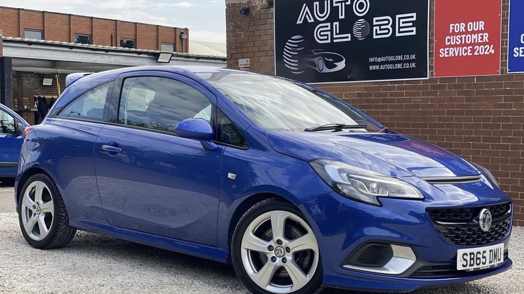 Vauxhall Corsa VXR - front