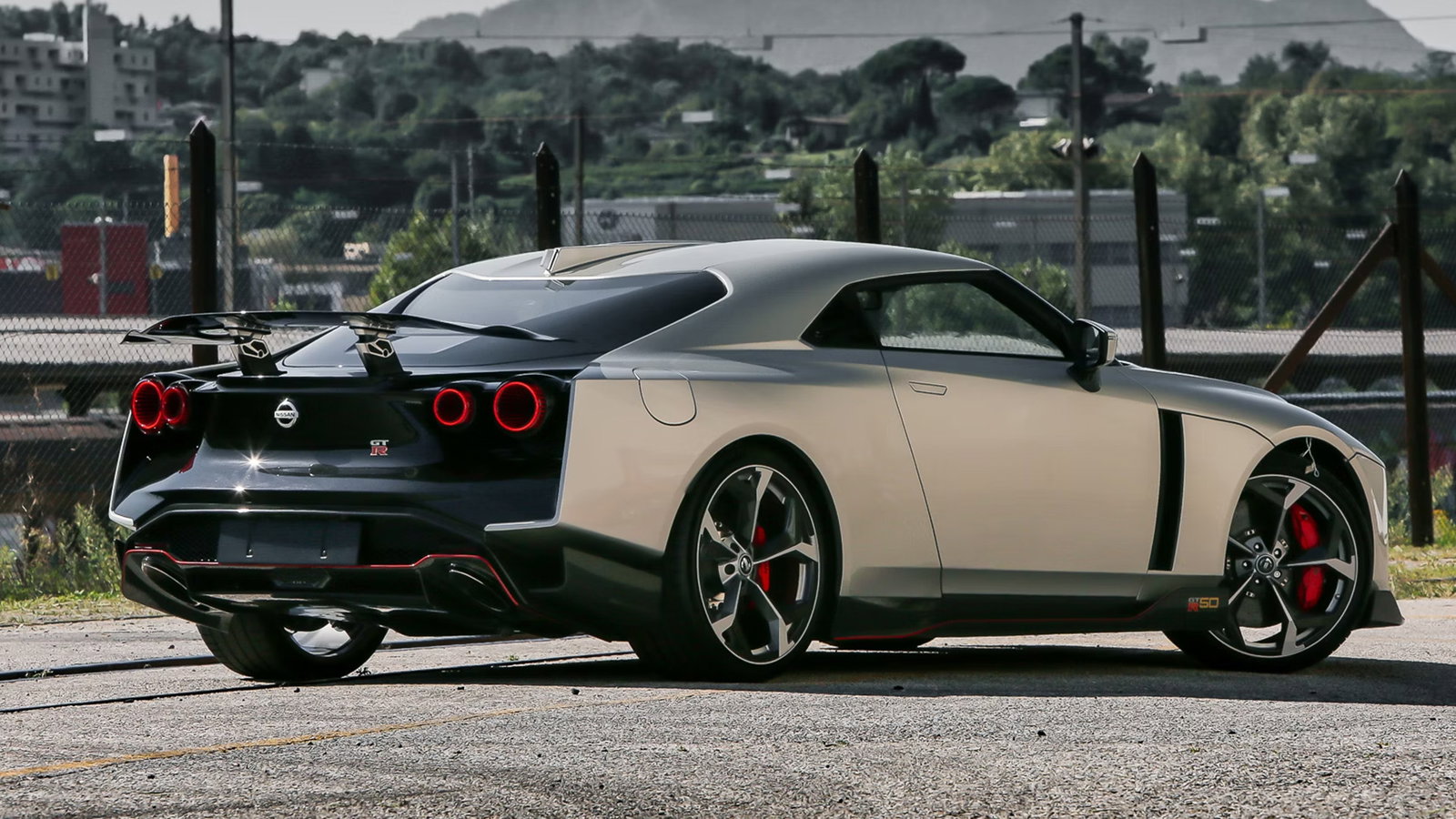 Nissan GT-R50 by Italdesign