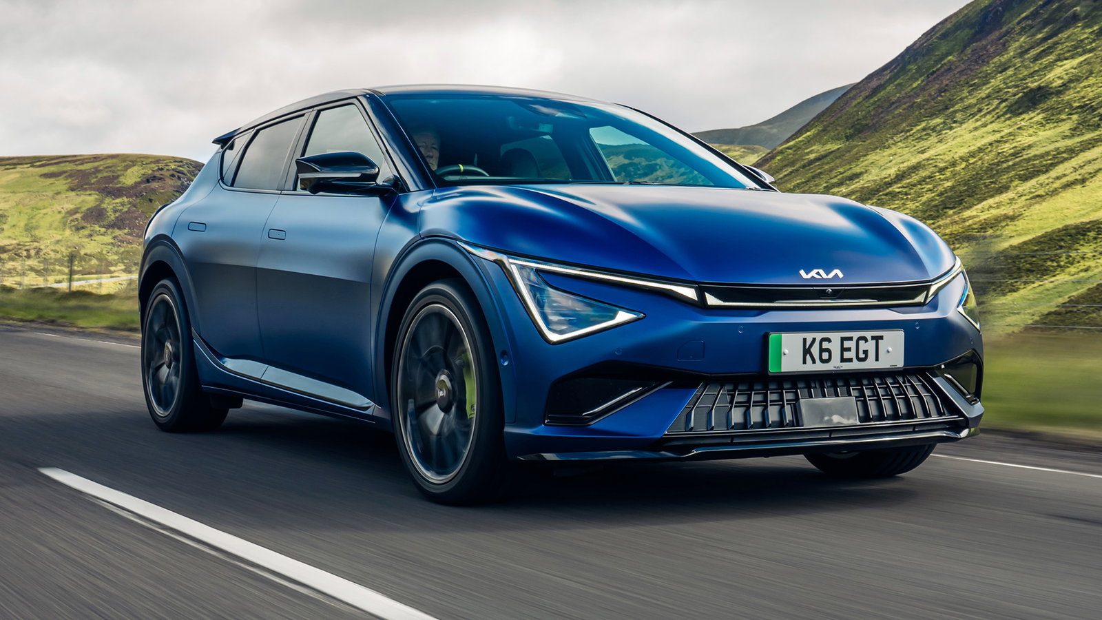 2025 Kia EV6 GT, front
