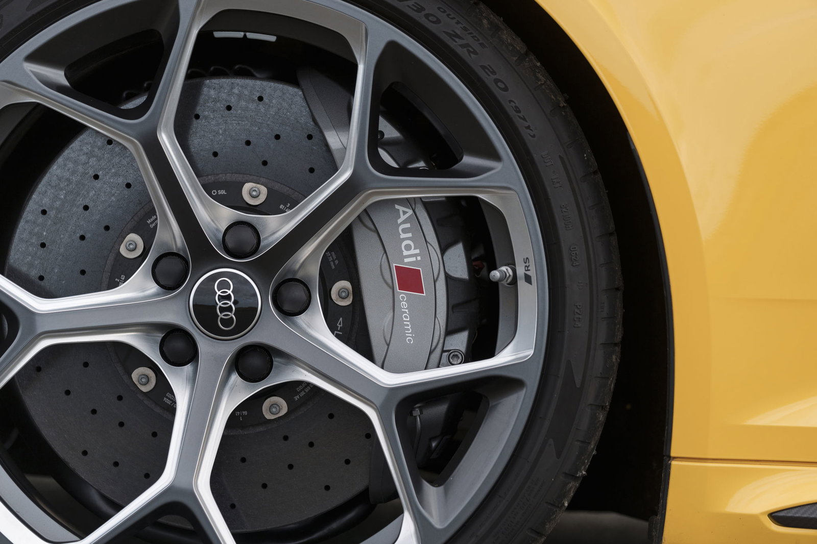 Audi RS4 Edition 25 Years - wheel detail