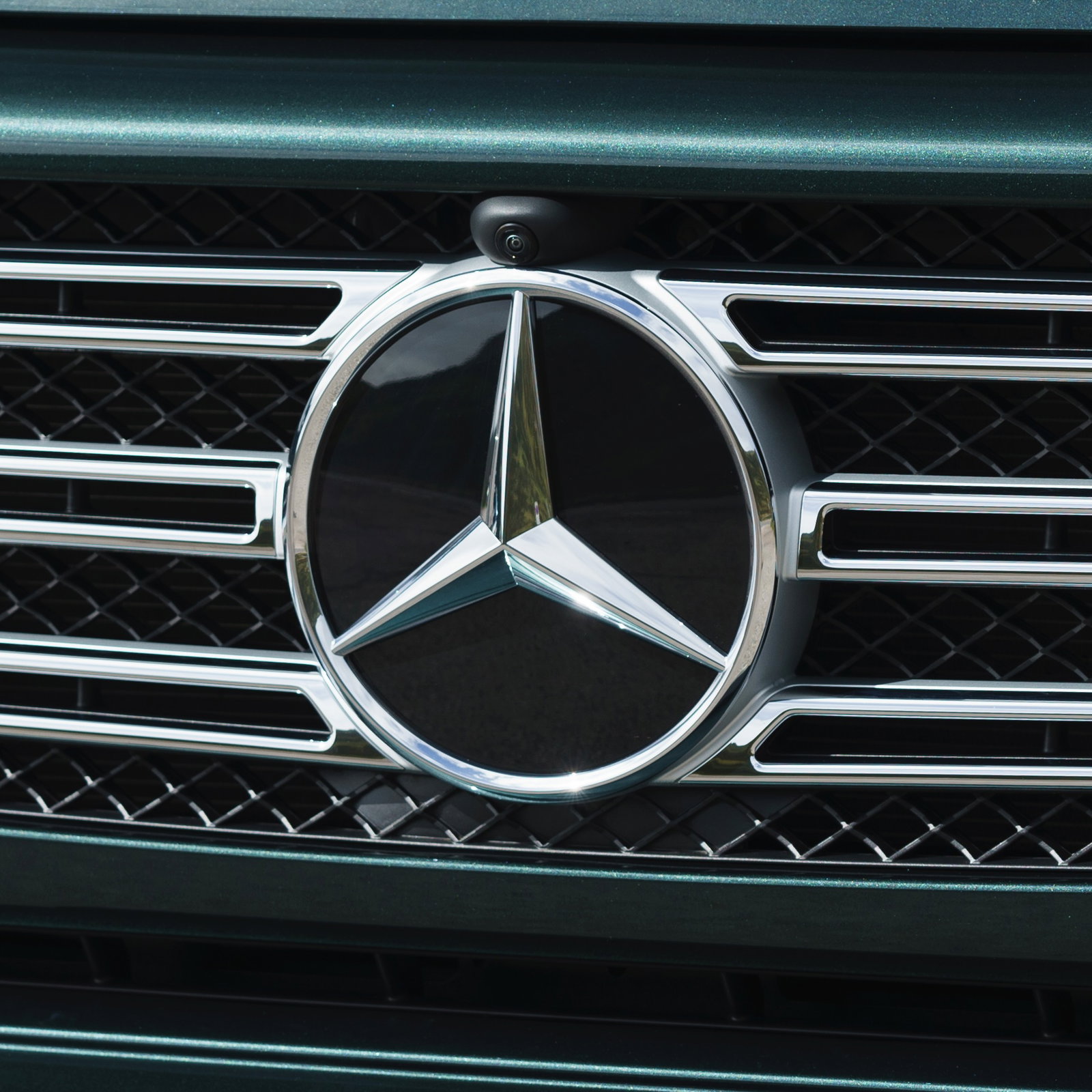 Current Mercedes-Benz logo