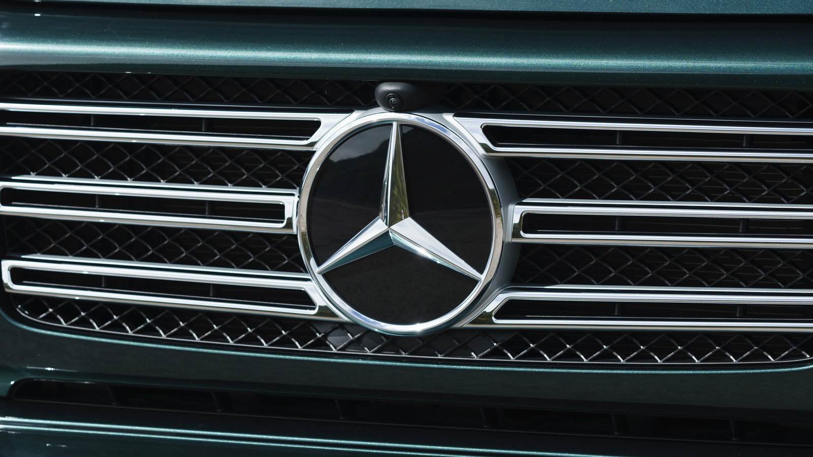 Current Mercedes-Benz logo