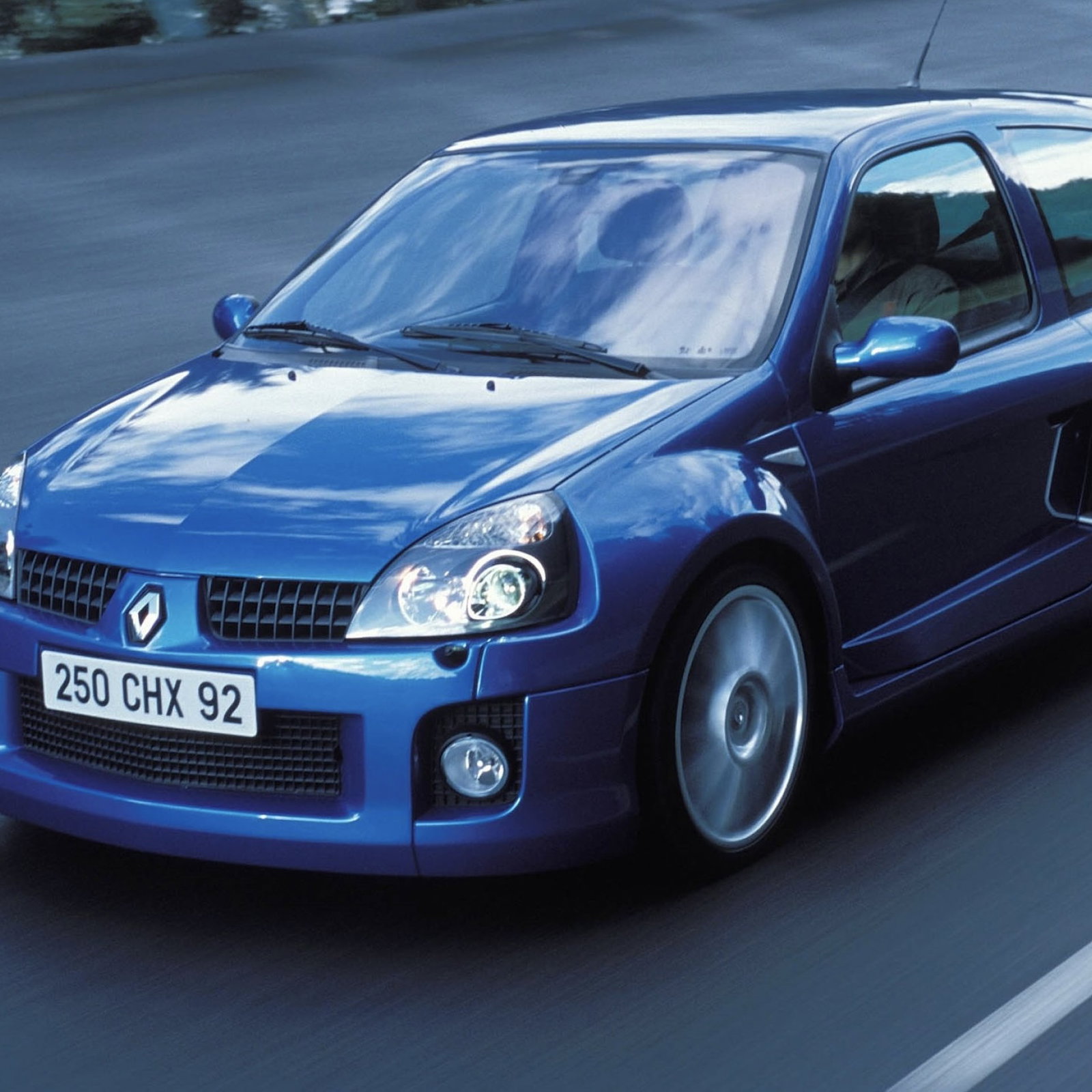 Renault Clio V6