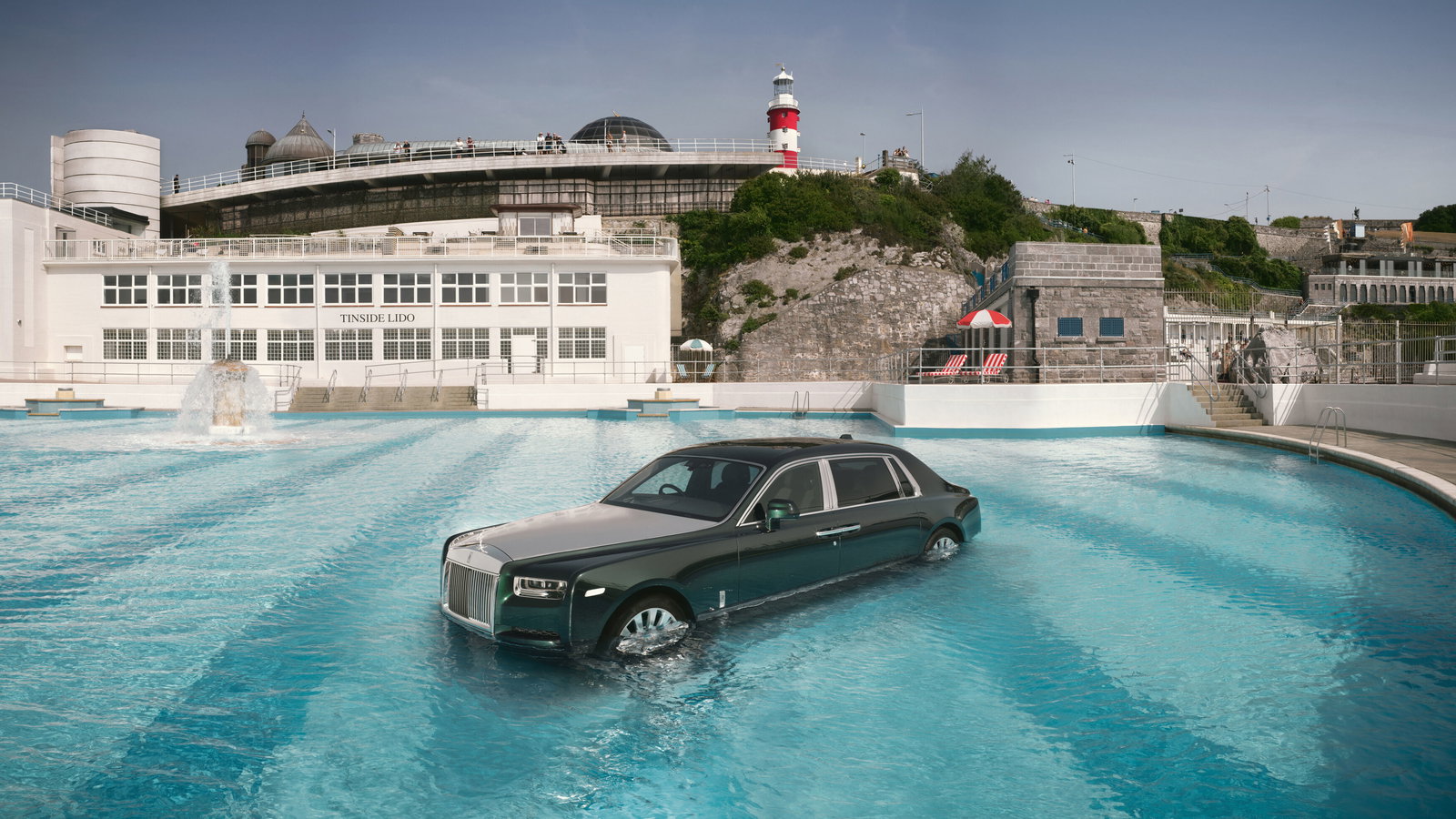 Rolls-Royce Phantom in a swimming pool - front