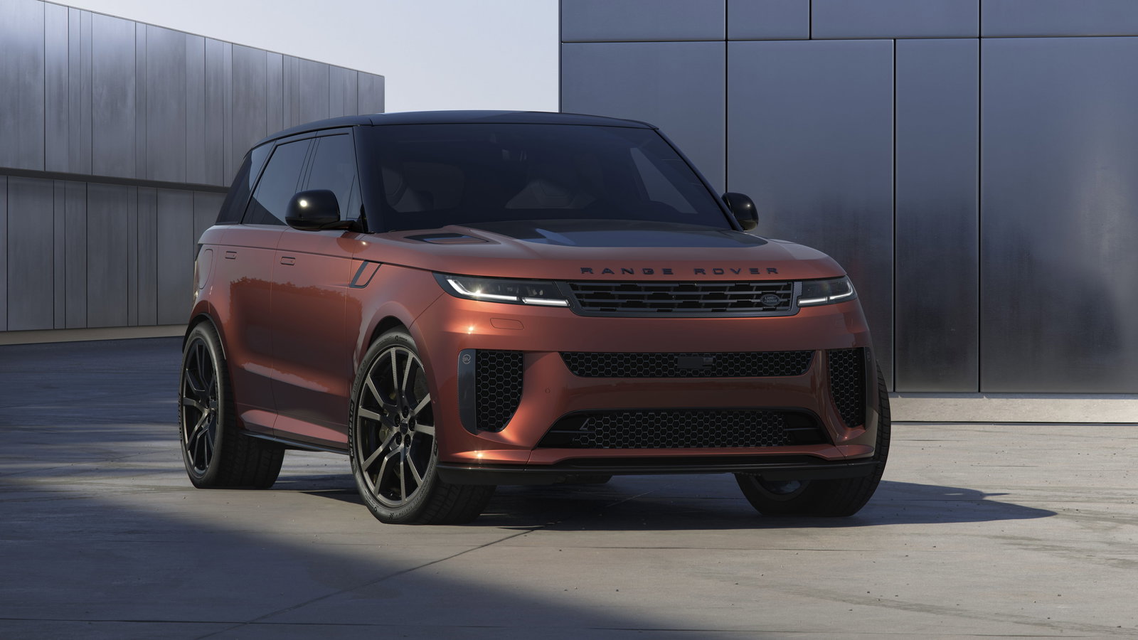 Range Rover Sport SV Carbon - front
