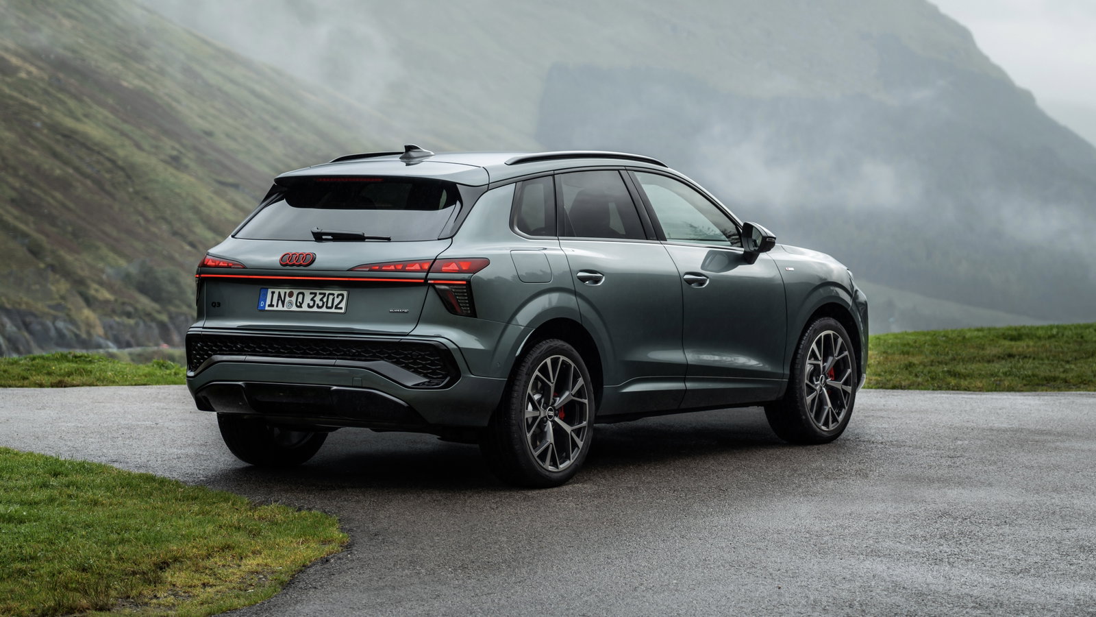2025 Audi Q3 - rear, static