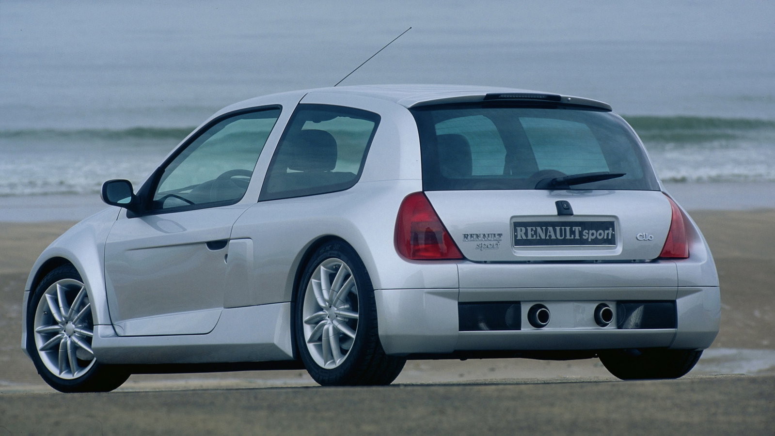 Renault Clio V6