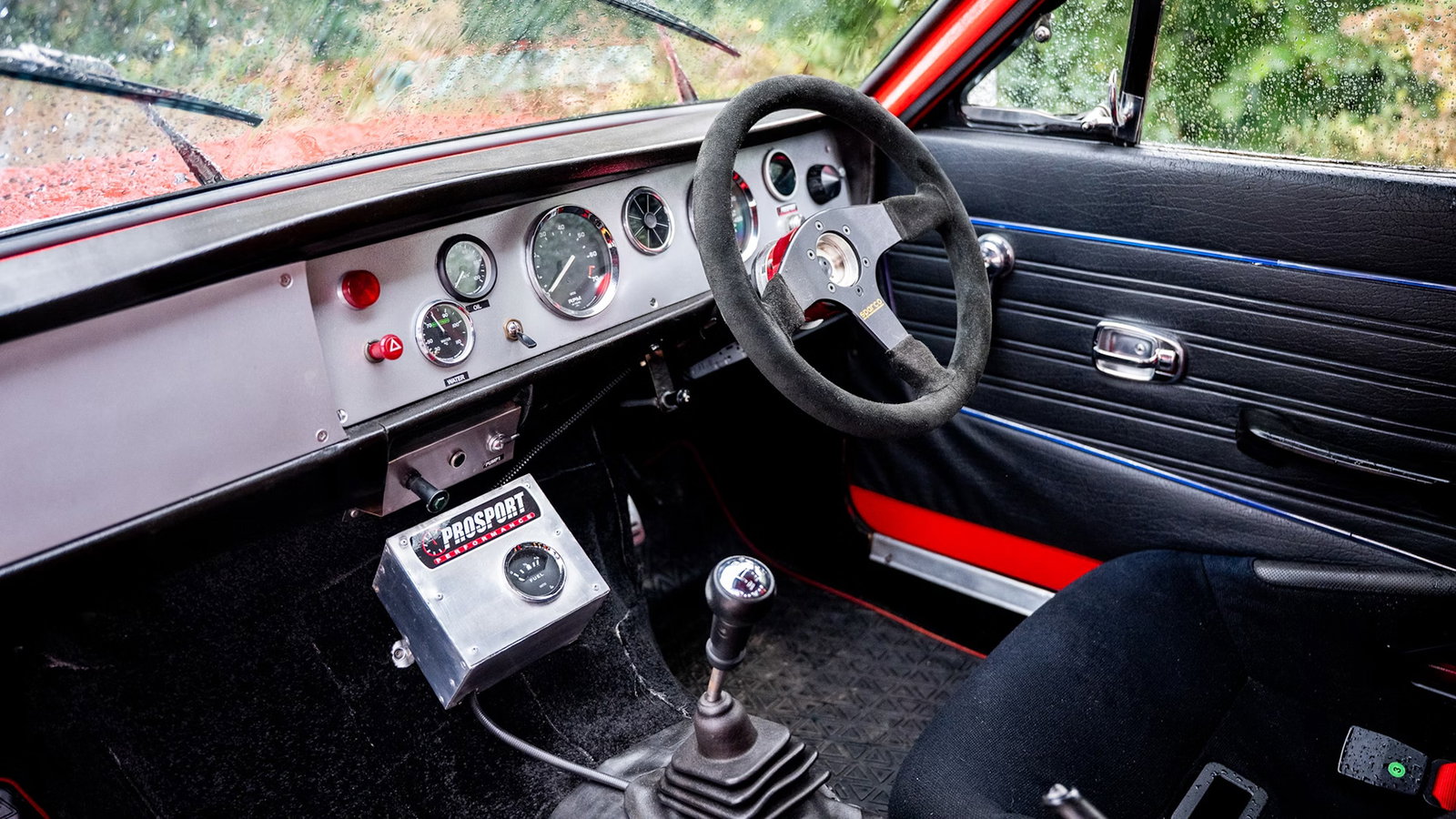 Datsun 1200 Coupe Samuri Sukati, interior