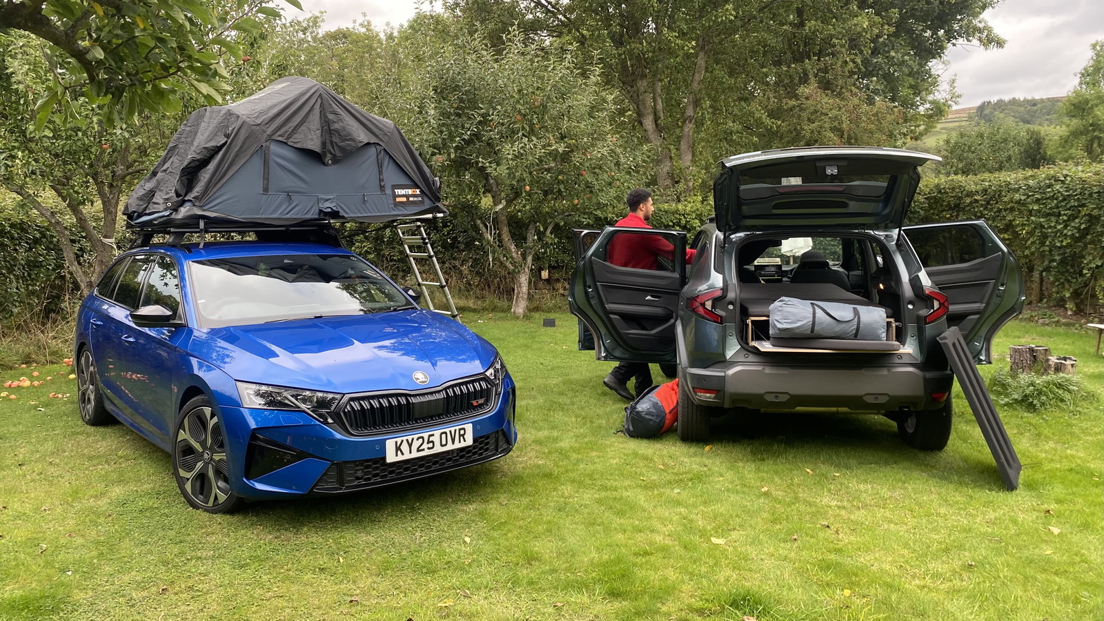 Skoda Octavia and Dacia Duster car camping setups