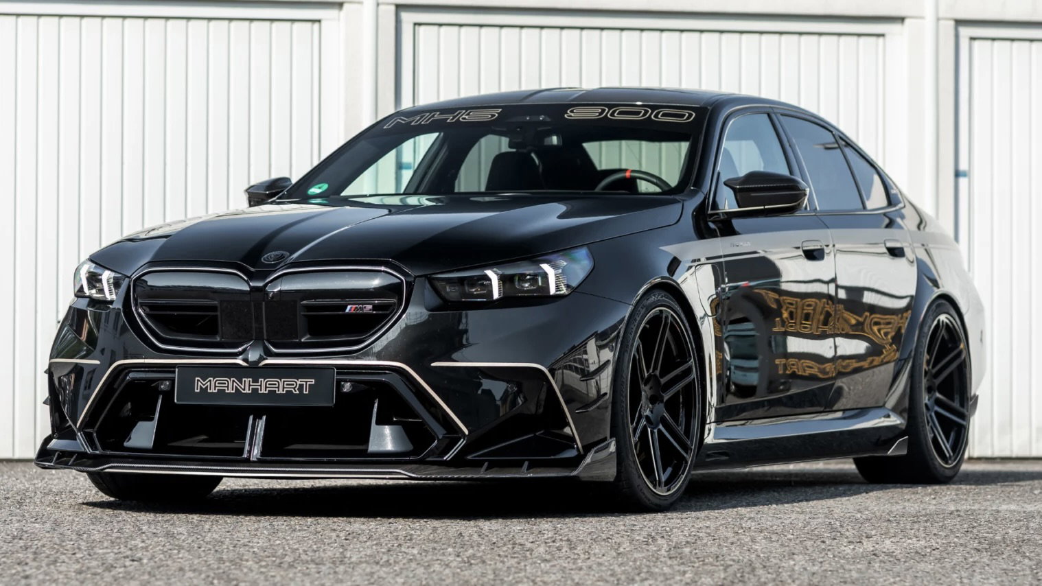 Manhart MH5 900E - front