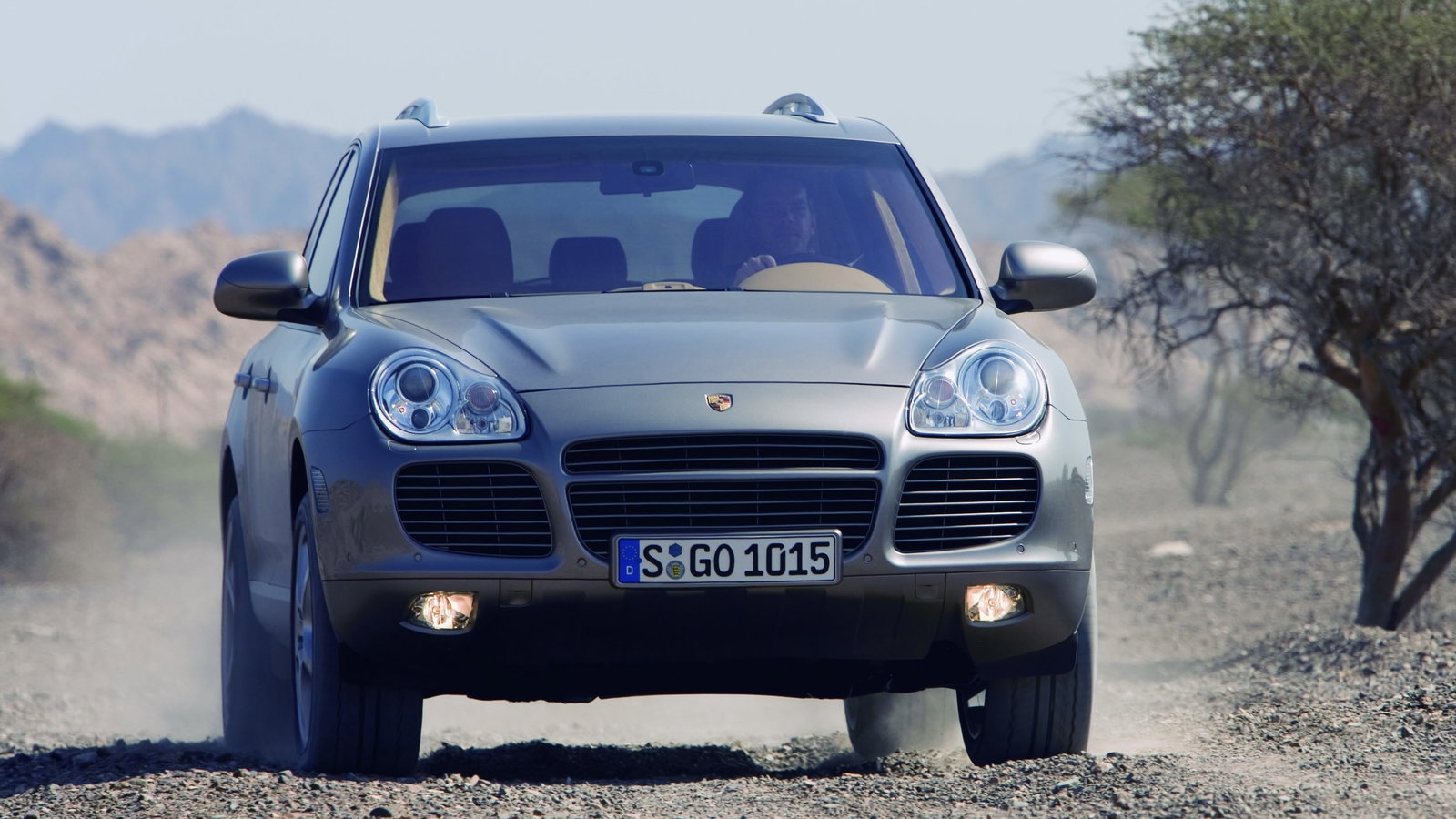 Porsche Cayenne E1