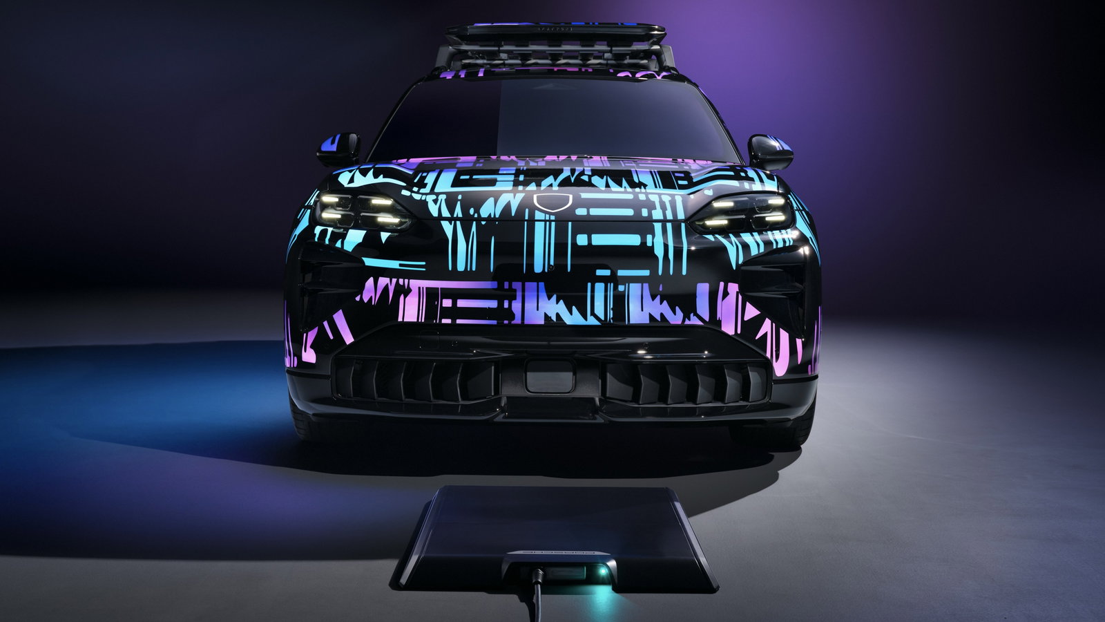 Porsche Cayenne wireless charging - front