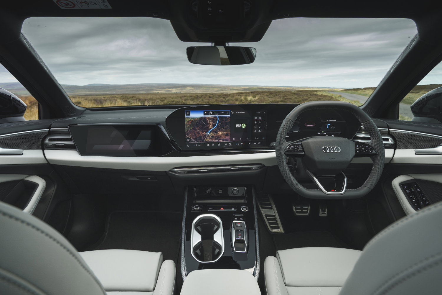 Audi A6 Avant - interior