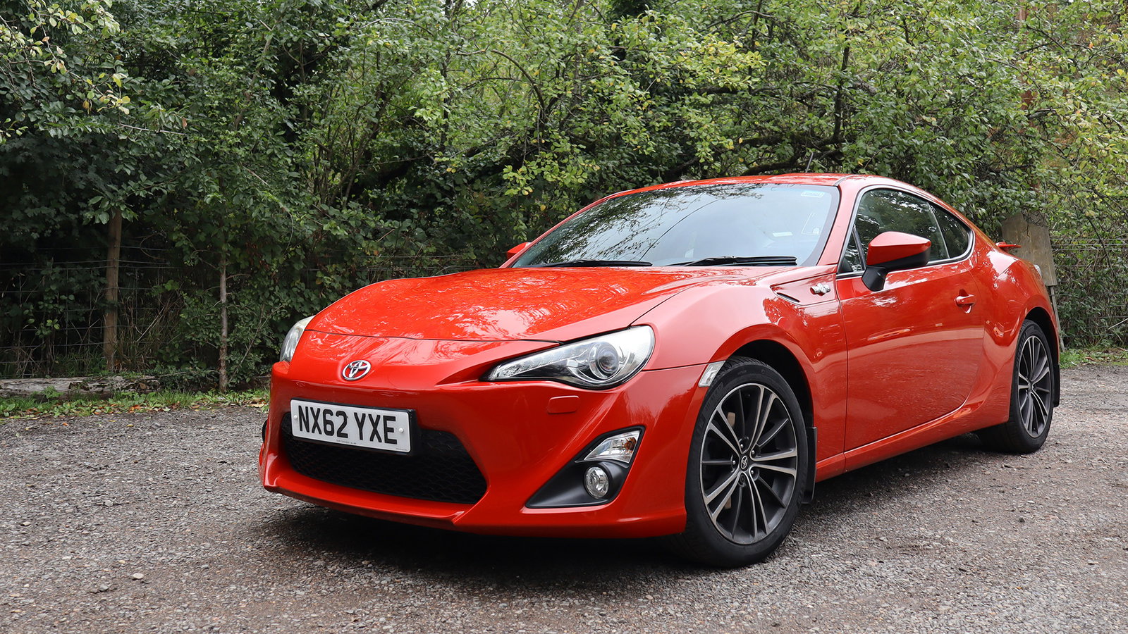 2012 Toyota GT86, front 3/4