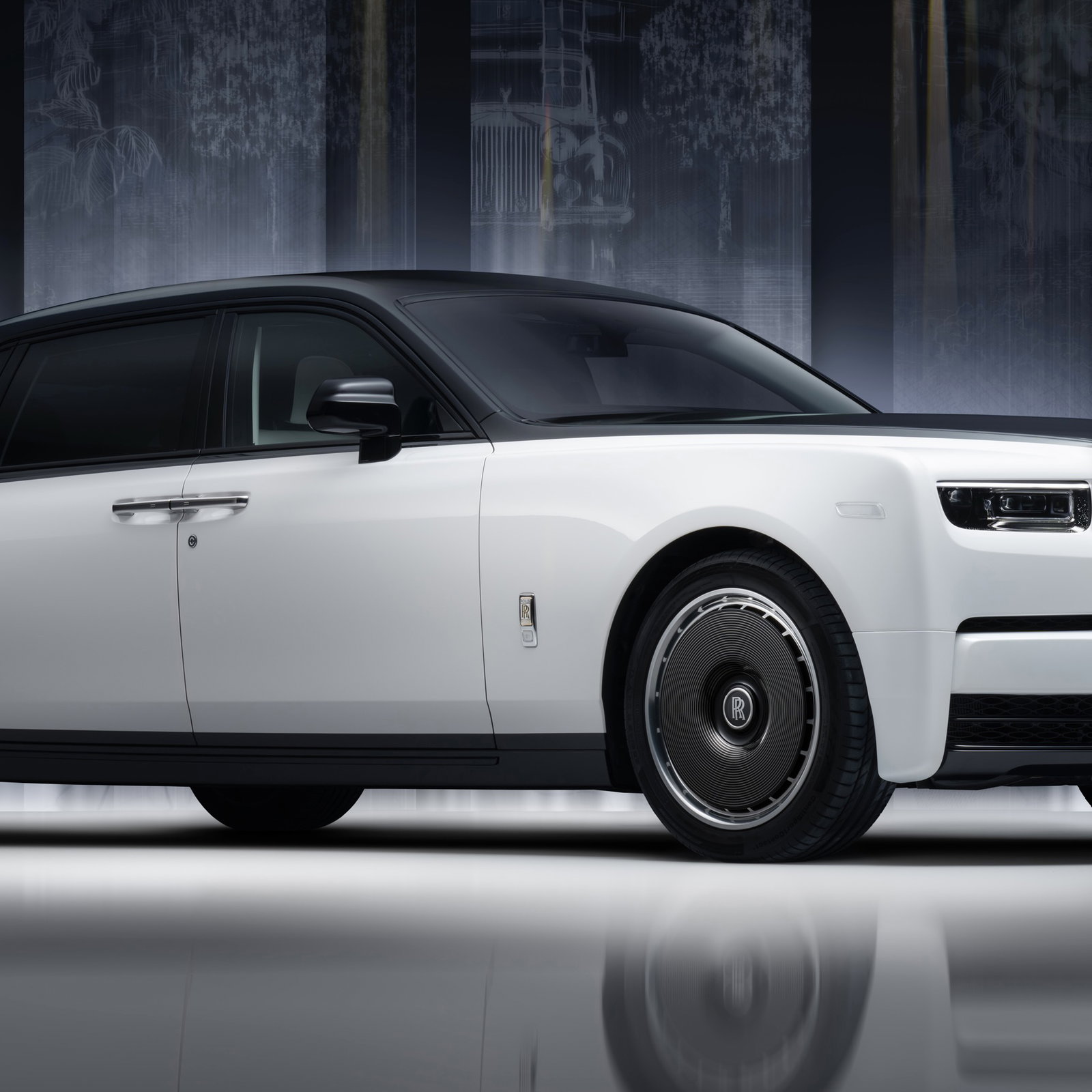 Rolls-Royce Phantom Centenary - front