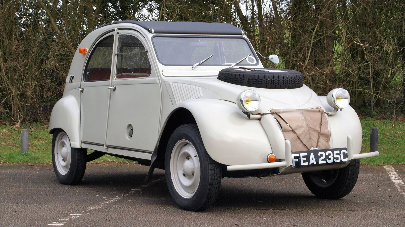 10 Of The Strangest French Cars