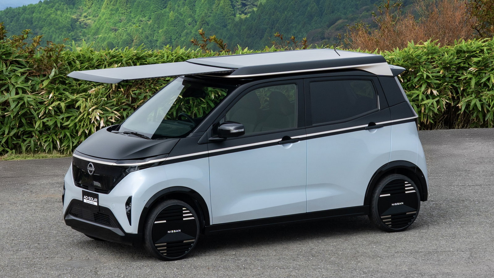 Nissan Sakura Ao-Solar Extender