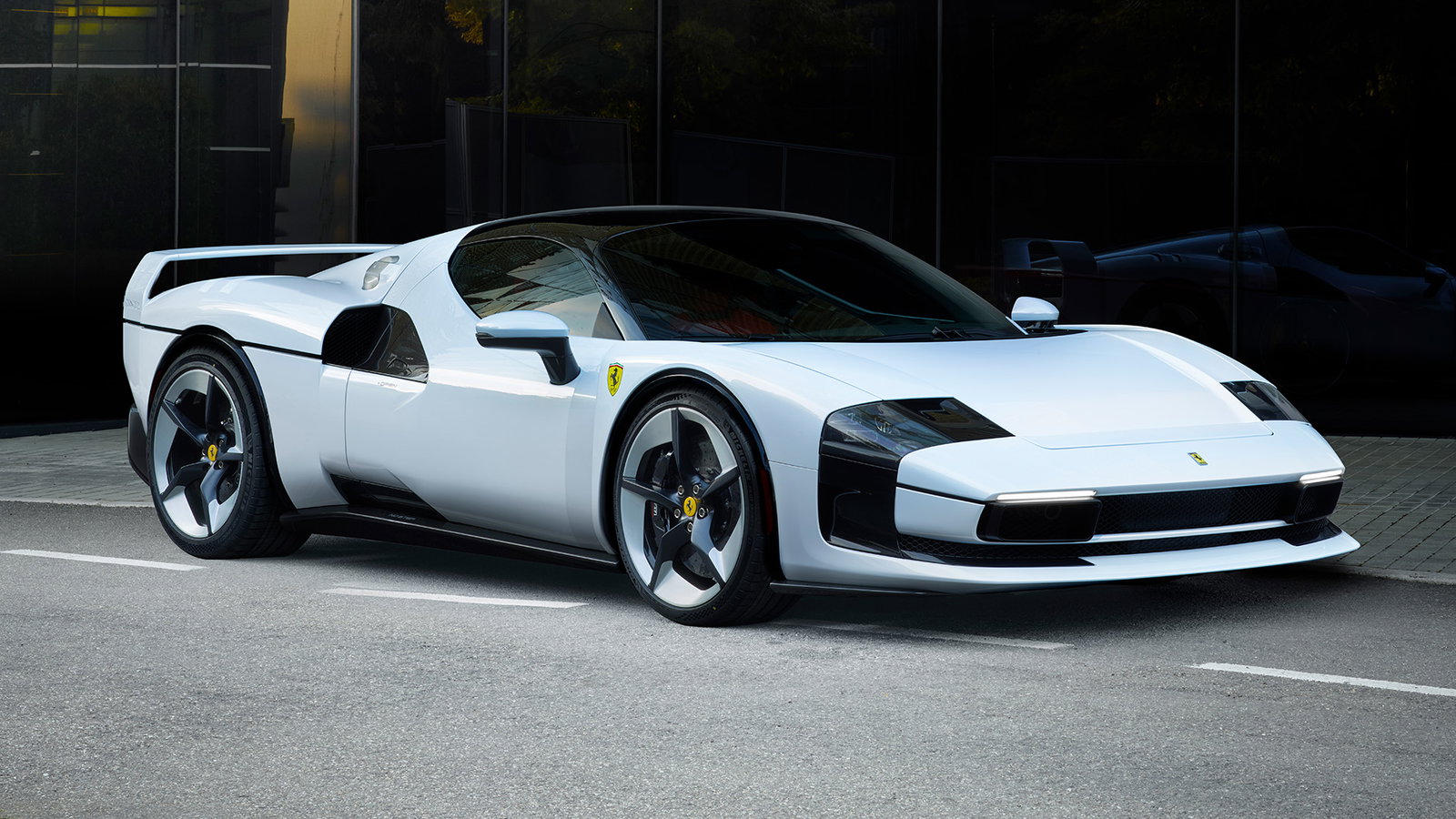 One-Off Ferrari SC40 Pays Homage To The F40 | CarThrottle