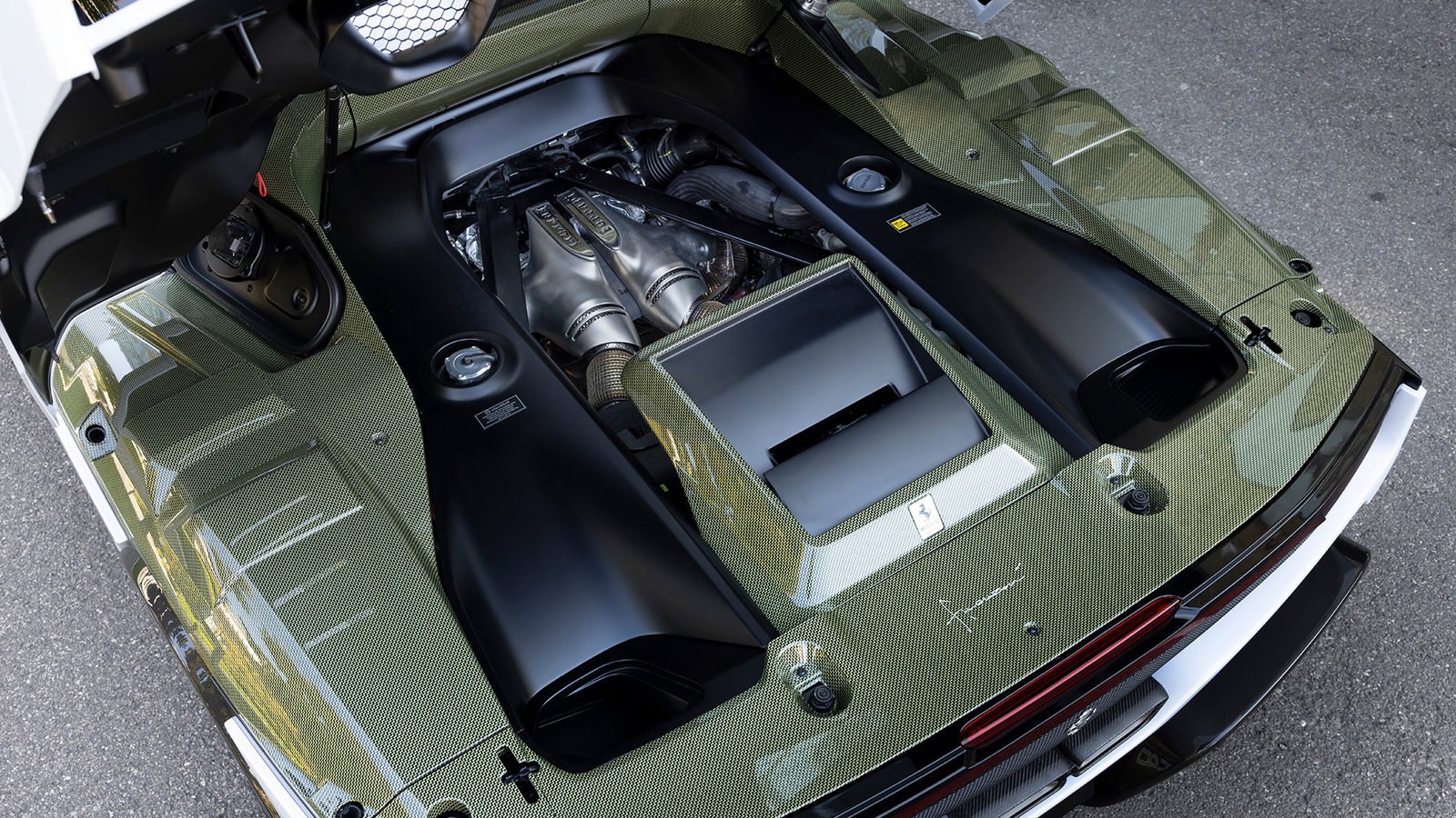 Ferrari SC40, engine