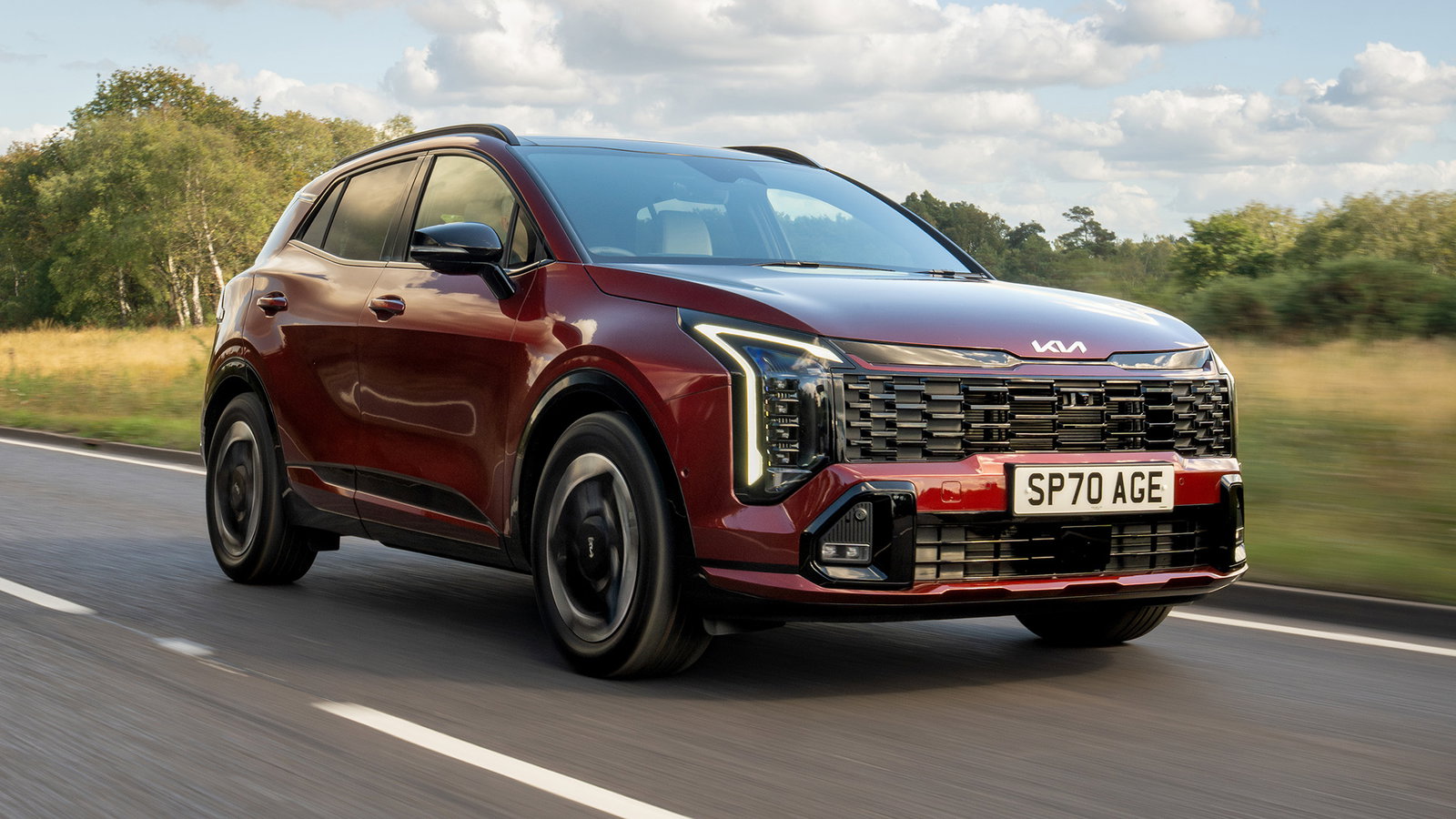 2025 Kia Sportage, front