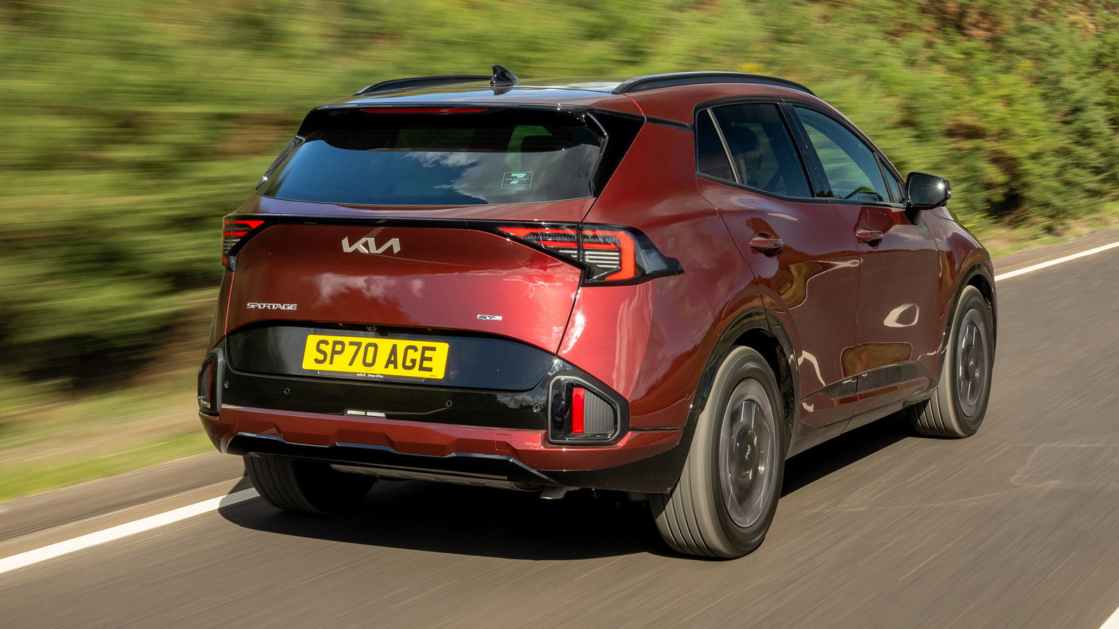 2025 Kia Sportage, rear