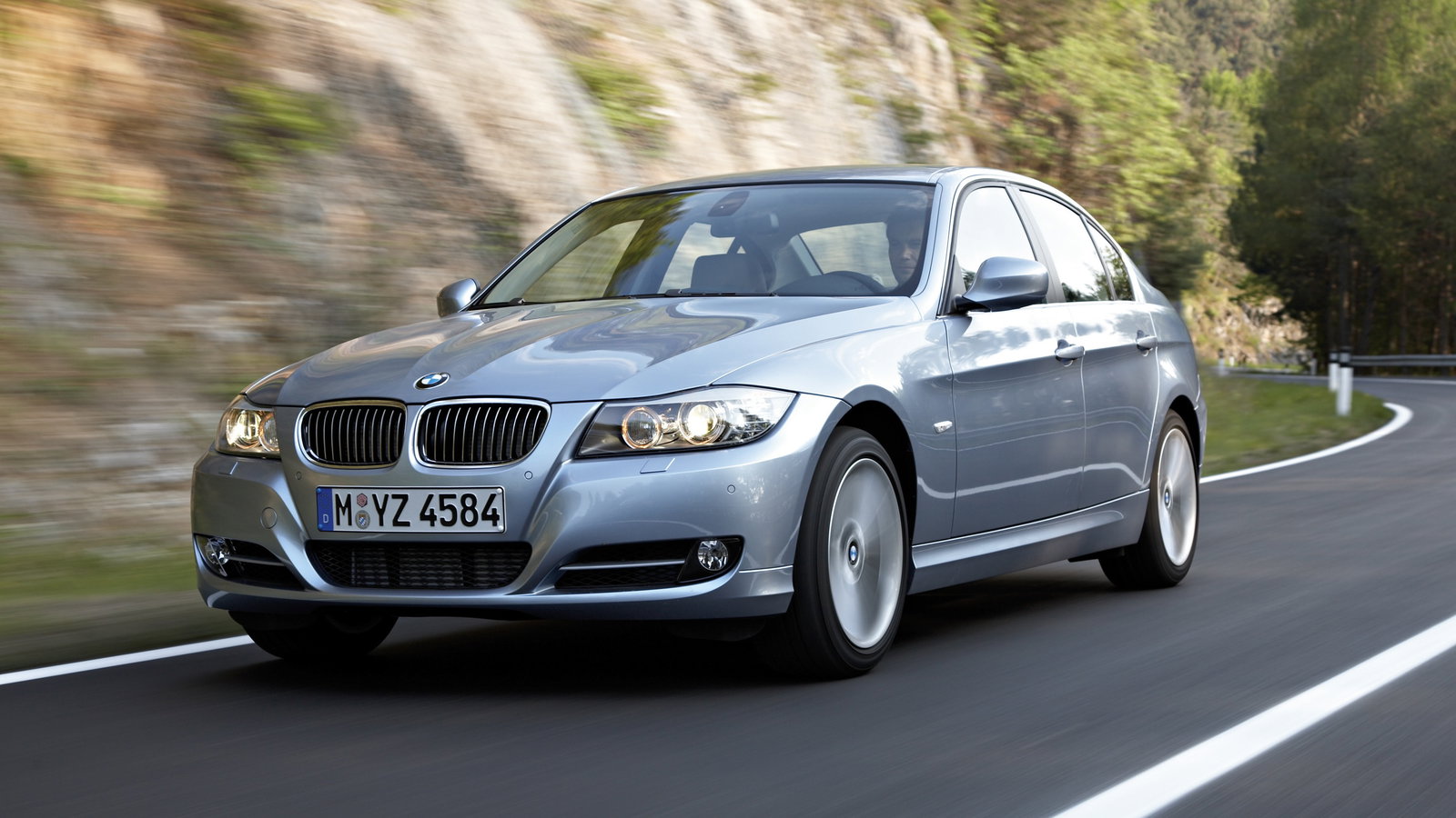 BMW 335i (E90)