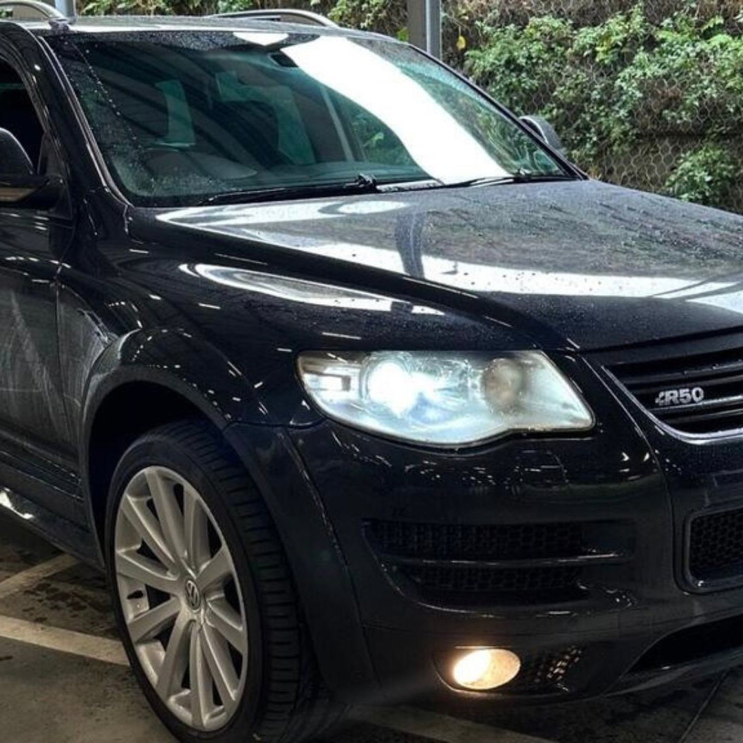 VW Touareg R50 - front